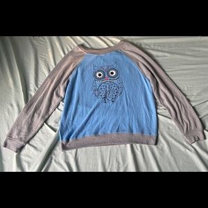 Thin owl sweater